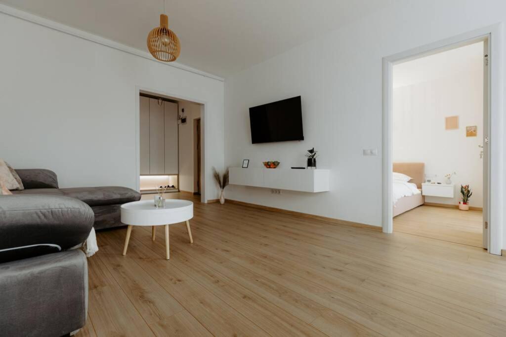 Nest Inn Oasis Residence Baia Mare Exteriér fotografie